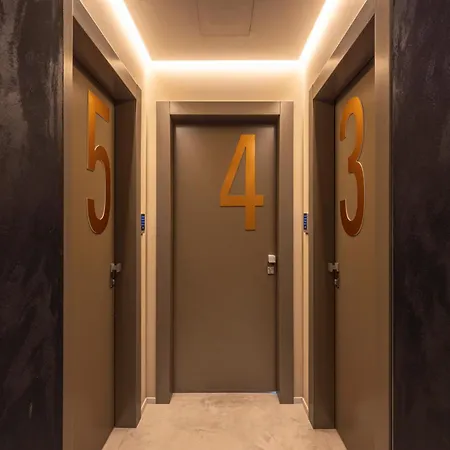 Milestone (adults Only) * Quartu Sant'Elena